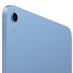 Κοντινό στην κάμερα του iPad 11" 2025 σε μπλε απόχρωση αλουμινίου