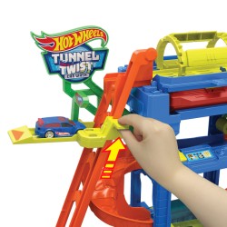Mattel Hot Wheels® Tunnel Twist Car Wash (HTN80)
