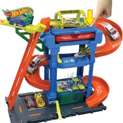 Mattel Hot Wheels® Tunnel Twist Car Wash (HTN80)